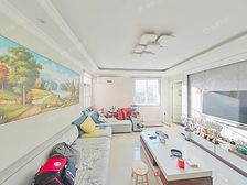 苏州河景观房,中间楼层,一梯两户,长风公园,环球港长风大悦城