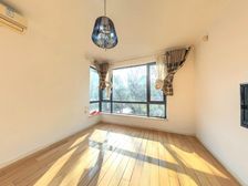 潇邦中间位置,小高层,通透3房,!急卖!