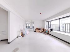 不靠高架位置好,边套户型,得房率略高