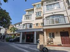 真实房源 新天地别墅 边套大花园