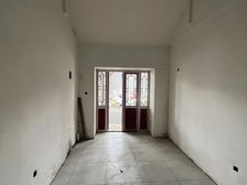 平房 西城区 护国寺大街东侧 厂桥胡同临街单走门 双证齐全