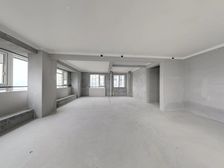 一线江景四开间朝南,前无遮挡,全新毛坯看房有钥匙