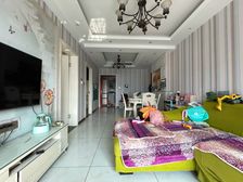 渝北区 中航翡翠城高层 二房 61万