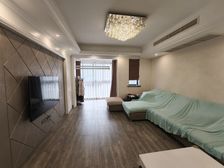 紫郡3室2厅2卫南朝向235.0万元/套出售