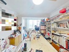 低楼层,上下楼方便;南北通透,出门轻轨口,少有三房