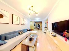 绿地海外滩花苑中庭位置楼层很好拎包入住配套成熟