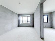 一线江景房,白胚未住人,独门独户,楼层位置俱佳