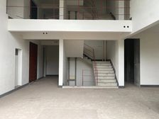 一线江景房 类独栋别墅 花园600平方 江与城天钜