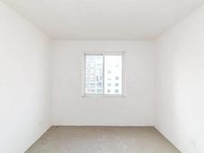 捡漏上书房 洋房钱前后大露台 5室2厅 毛坯房东价格很好谈