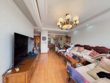 东湖花园位于鄞州繁华地段,,绿化优美