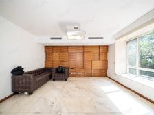 一楼复式带院子 看房随时