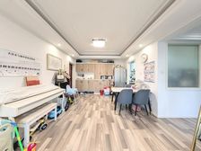 城市花园 精装卫生间带窗户 保养好