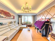 品质小区南北通,格局方正 精装 拎包入住