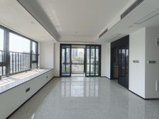 江北区 保利阅江台 三房 175万