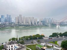 南滨路看江房源推荐长嘉汇。头排全看江 165万 房源保真!