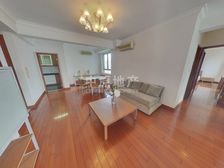 环境优美,价格好谈,大两房,带车库