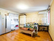 富贵园三区1室1厅精装修