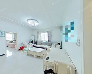 兴房苑小区,临地铁站,公交站,满五年