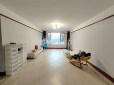 7号线地铁,商场0距离,南北通透三居满五唯一商品房。