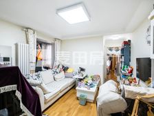 正南国瑞城1室1厅精装修