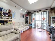 欧洲城两房诚意出售,多多推荐,采光好,不遮挡