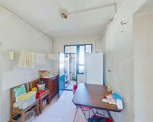 信建里 临地铁 高层采光通风好 南北三居室