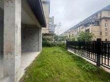 板式叠下端户花园150平 地上两层单层面积120平 房源保真