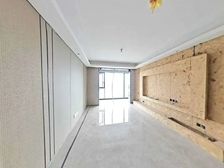 晓风印月3室2厅2卫南朝向370.0万元/套出售