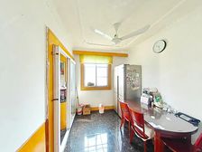 东边套全明一房一厅,15号地鉄房,醉好位置,业主诚心出售!