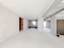 次新小区,全新住宅,边套全明户型,诚意出售