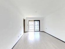 万科精装修三房楼层好,环境幽静,交通方便,居住舒适