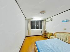 新上双南大两房,业主诚意出售,户型好,采光刺眼