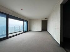 九龙坡区 新希望D10天际玲珑台 三房 174万