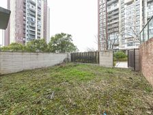 新出星河丹堤五区 叠墅 上叠 大院子毛坯 随时看房