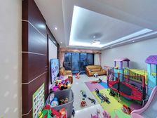 诚意出售都好说 一线珠江公园 改善居住大平层户型