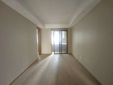 星湖湾4室2厅2卫南朝向500.0万元/套出售