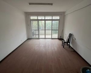 苏家小区一期3室2厅1卫南朝向130.0万元/套出售