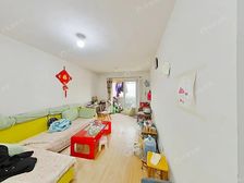 新上房山城关 槠榆树家园 两室一厅 户型方正 采光好 房龄新