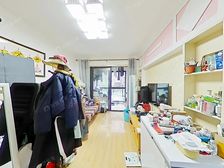 2016年次新房,带产权车位,居家装二房二厅,位置佳,视野好