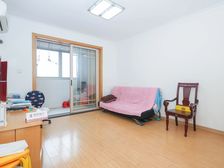 一房朝西南,一房朝过道,暗卫 环球港旁边 内环边 诚意出售