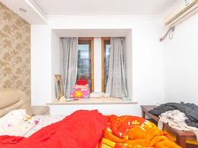 中高楼层,边套三房,一梯两户,采光视野好