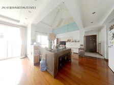 湖东少有的带80平露台的湖景顶复。80平大露台