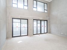 泰和之春旁 中海铂悦公馆4室毛坯 中上好楼层 复式挑高好户型