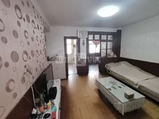 郑州路20号街坊普装 74平 看房方便 有钥匙