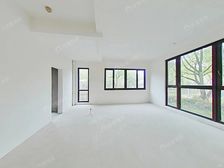 高尔夫山庄 独栋别墅 院子360㎡ 环境优美 看房方便