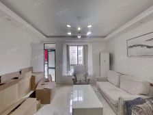 小区中心位置,交通便利,采光充足,得房率高