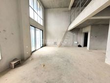 总部基地医科大单位房楼中楼急售!地铁口!随时可以看!