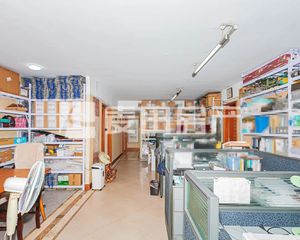 四居室,您自己看总价~诚意出售,需要重新装修