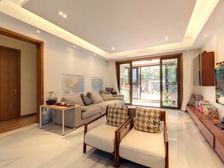 一楼带南北双花园130平,精装ZY空调+地暖+新风系统