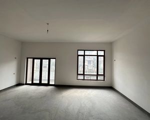 维拉小镇馥园5室3厅3卫南朝向780.0万元/套出售
